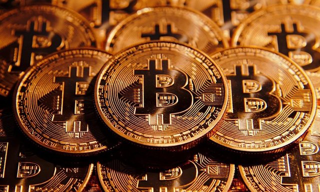 Bitcoin-the-21st-Century-Gold-Standard-2017-images.jpg