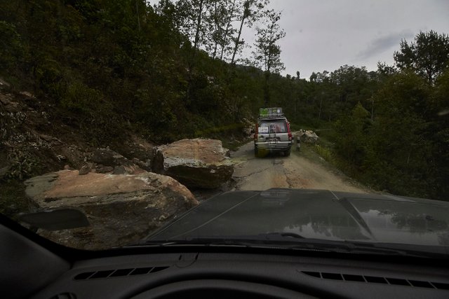 Nepal 4x4 Boulders.jpg