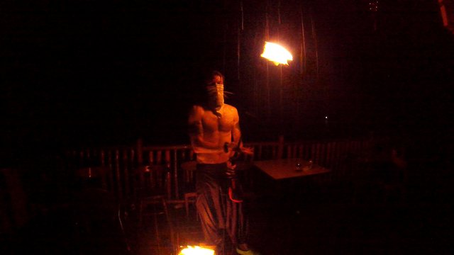 RAIN FIRE SHIRTLESS.MP4_20180312_221731.282.jpg