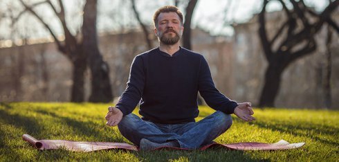 ManMeditatingOutdoors_0.jpg