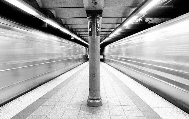 1-subways_in_motion.jpg