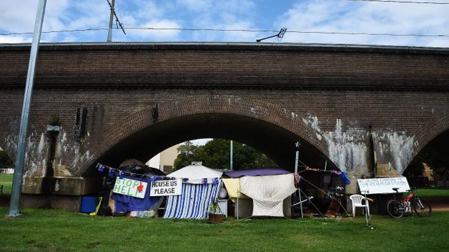 Screenshot-2018-2-15 sydney bridge homeless tents - Google Search.png
