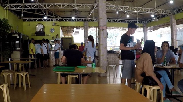 restaurant2.jpg