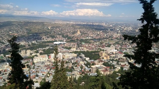 panorama tbilisi.jpg