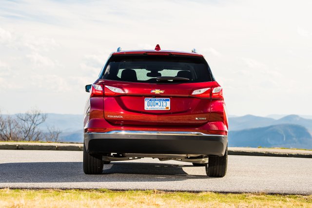 2018-Chevrolet-Equinox-015.jpg