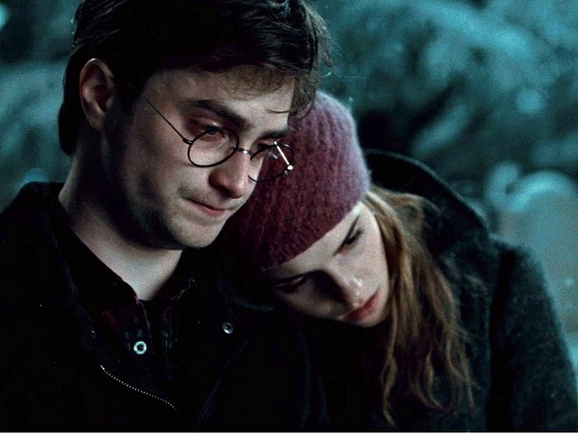 Harry-and-Hermione-Wallpaper-harry-and-hermione-25383104-1024-768.jpg