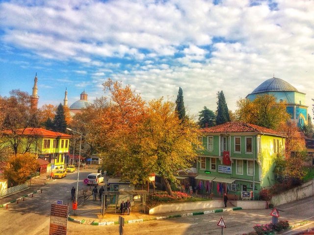 YEŞİL CAMİ YEŞİL TÜRBE.jpg