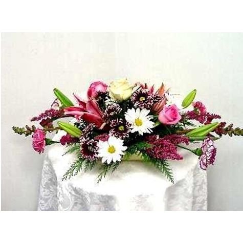 horizontal flower arrangement.jpg