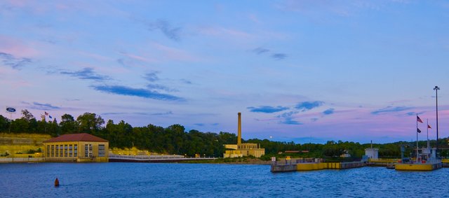 Dusk at Lock and Dam No. 1.jpg