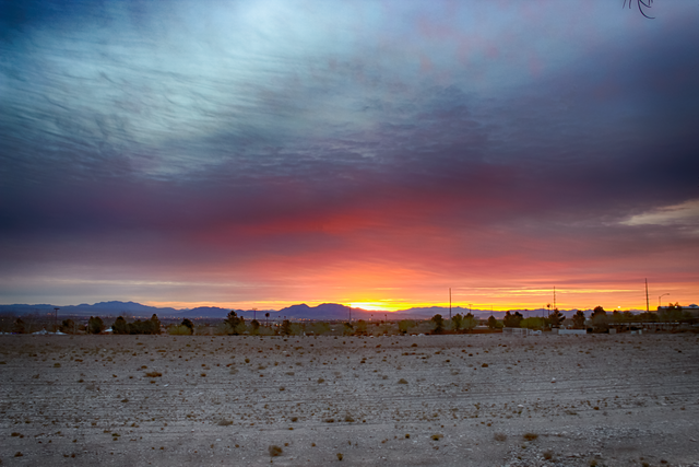 Science explains Las Vegas' bold and beautiful sunsets