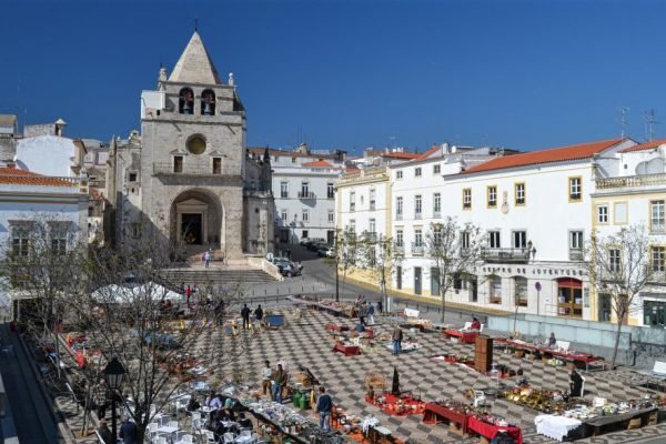 praça-elvas-600x400.jpg