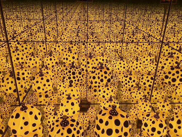 yayoi-kusama-2676152__480.jpg