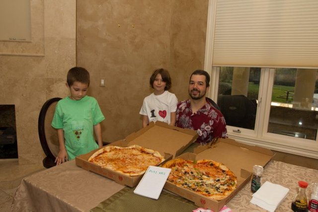 bitcoin-pizza-guy-768x512.jpg