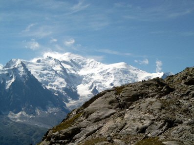 1280px-Mont_Blanc_and_Dome_du_Gouter.jpg