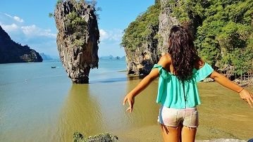 James-Bond-island-shorts.jpg