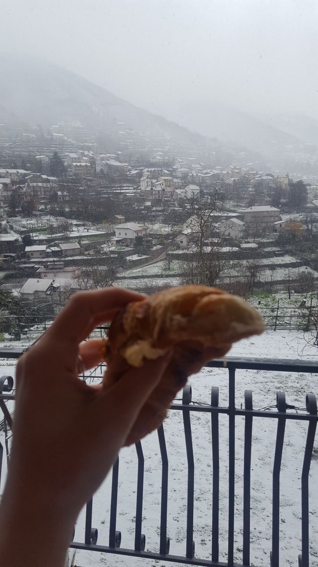 cornetto e neve.jpg