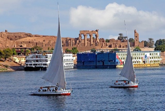 aswan.jpg