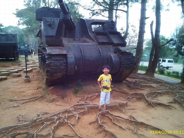 Zean with Tank1.jpg