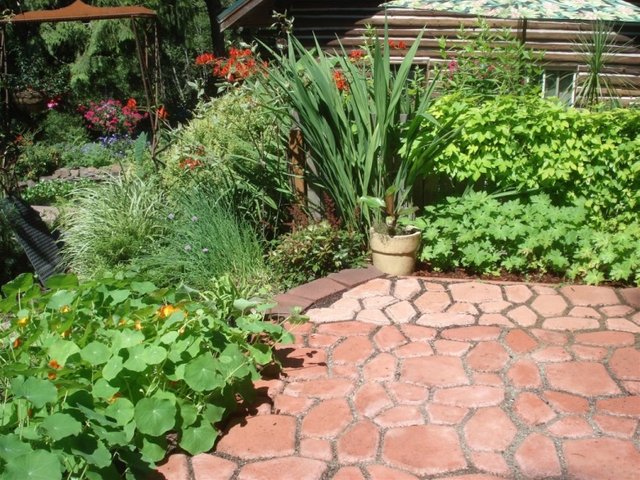 DIY Stone Patio with Burn Pit.jpg