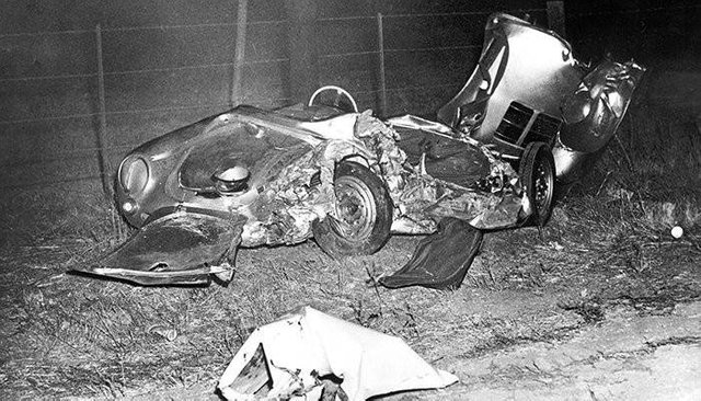 4mens_true-curses_03_03_james_dean_car_crash.jpg