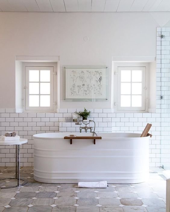 Paint Tub White or Contrasting Colors + Bathroom Tile.jpg