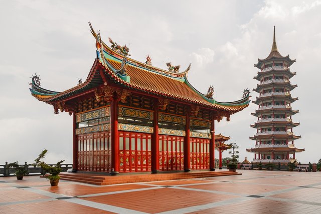 Chin-Swee-Caves-Temple.jpg