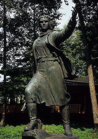 Lithuania - Grutas Park - Statue of Maryte Melnikaite.jpg