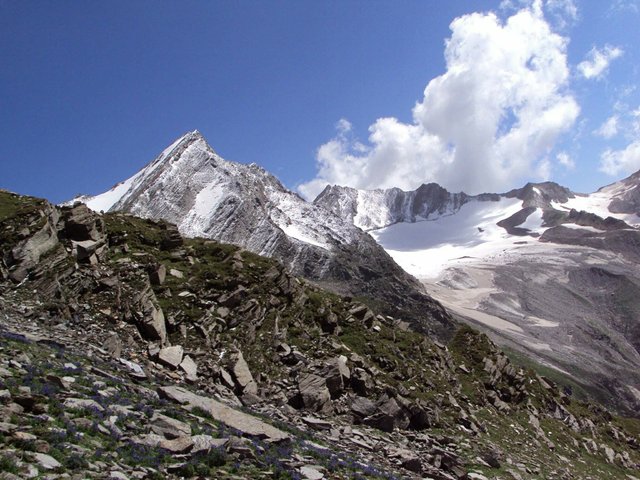 kashmair mountain.jpg