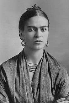 Frida_Kahlo,_by_Guillermo_Kahlo.jpg