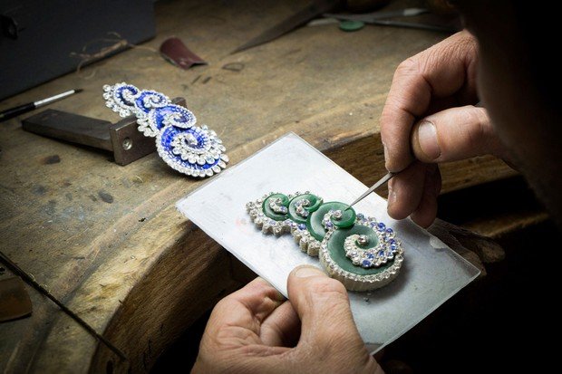 new-handmade-jewelry-collection-by-van-cleef-arpels-13.jpg