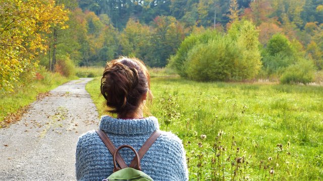 tinnitus-que-es-sintomas-y-tratamientos-silencio.jpg