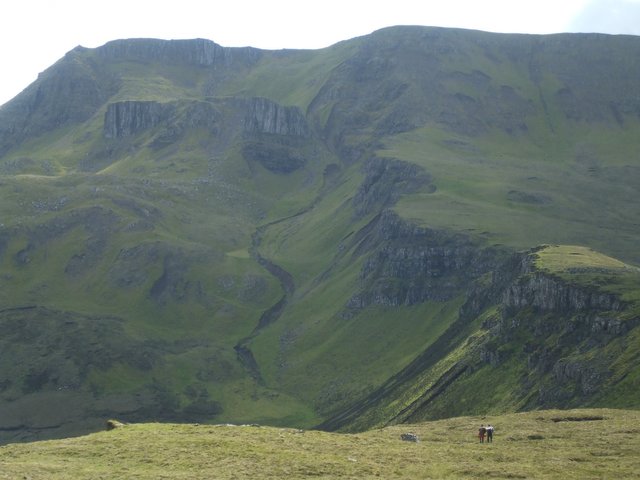 trotternish-2549432_1920.jpg