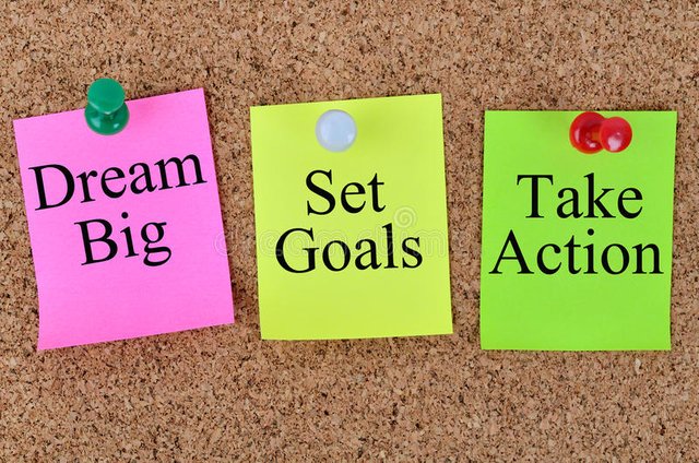 dream-big-set-goals-take-action-written-notes-colorful-76212798.jpg