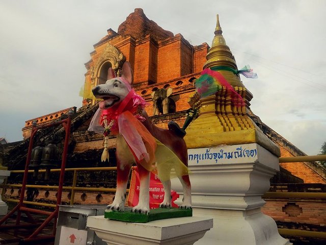 Wat Chedi Luang Chiang Mai.jpg