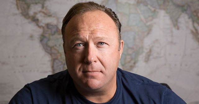 Alex-Jones.jpg