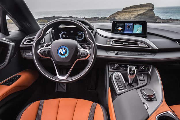 BMW_i8_Roadster_Inside.jpg