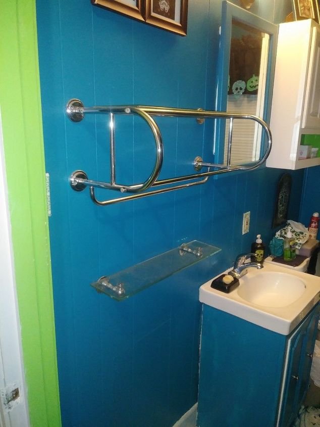 mini-bathroom-makeover.jpg