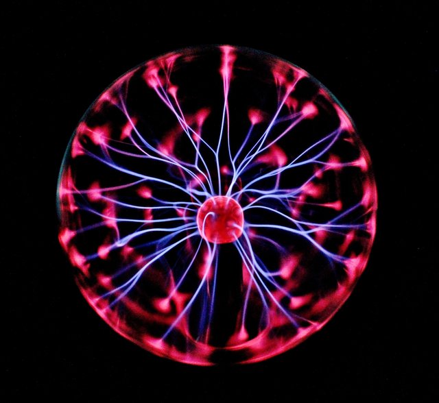 plasma-ball-2282449_1920.jpg