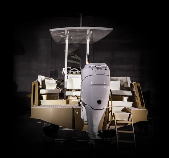 home-line-exclusive-img-2-boat.jpg