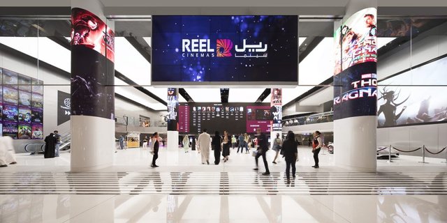 Reel-Cinemas-The-Dubai-Mall-Opens-Its-Door-to-14-New-Screens--1024x512.jpg