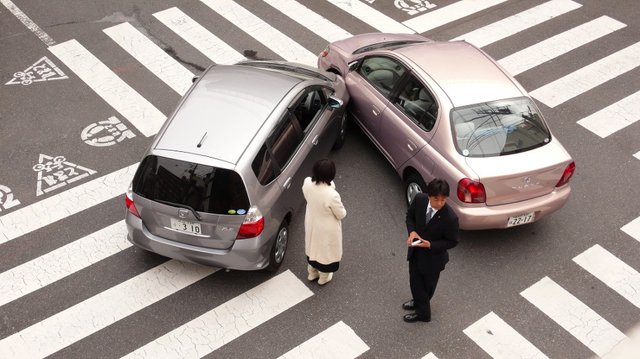 Japanese_car_accident.jpg