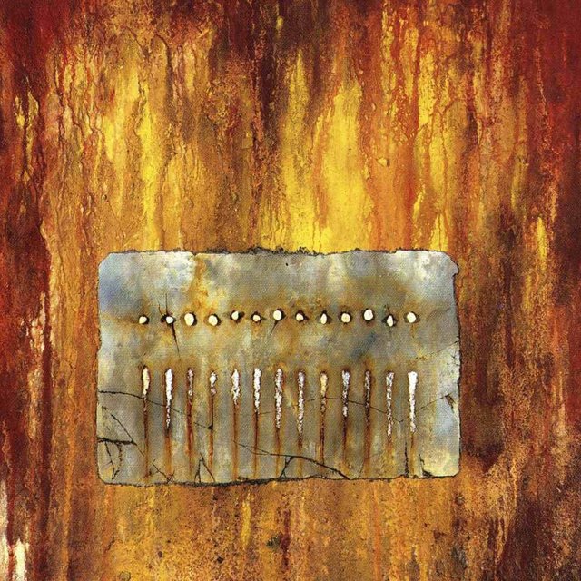Nine_Inch_Nails-The_Downward_Spiral-Interior_Frontal.jpg