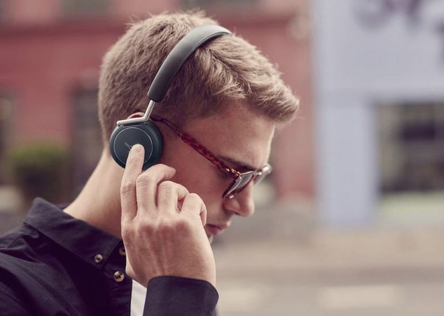 on-ear-headphones.jpg