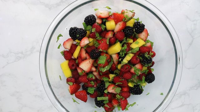 Superfood Quinoa Fruit Salad_YouTube thumbnail.jpg