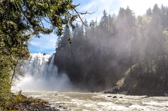 040517_1244_DSC_0126_Snoqualmie Falls.jpg