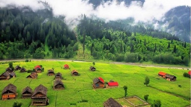 Neelum-valley-815x459-768x433.jpg