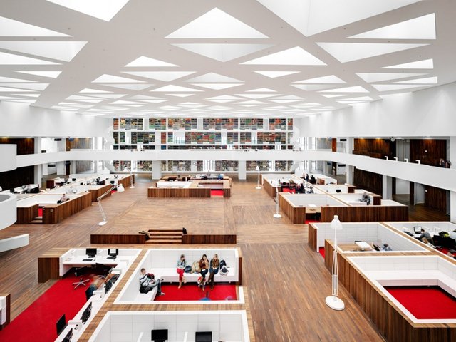 KAAN-Architecten-Education-Center-Erasmus-MC-Rotterdam-0-920x690.jpg