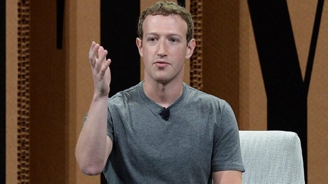 TrumpAbolishestheDACAProgramandFacebooksMarkZuckerbergisNotHappy678x381.jpg