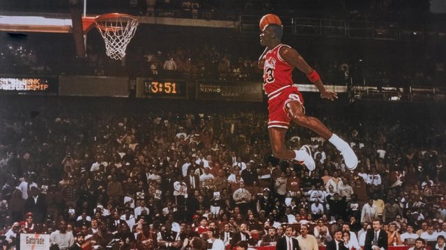 mj dunk.jpg