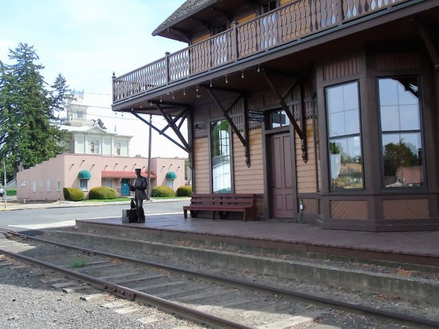 Dayton WA Train station.jpg